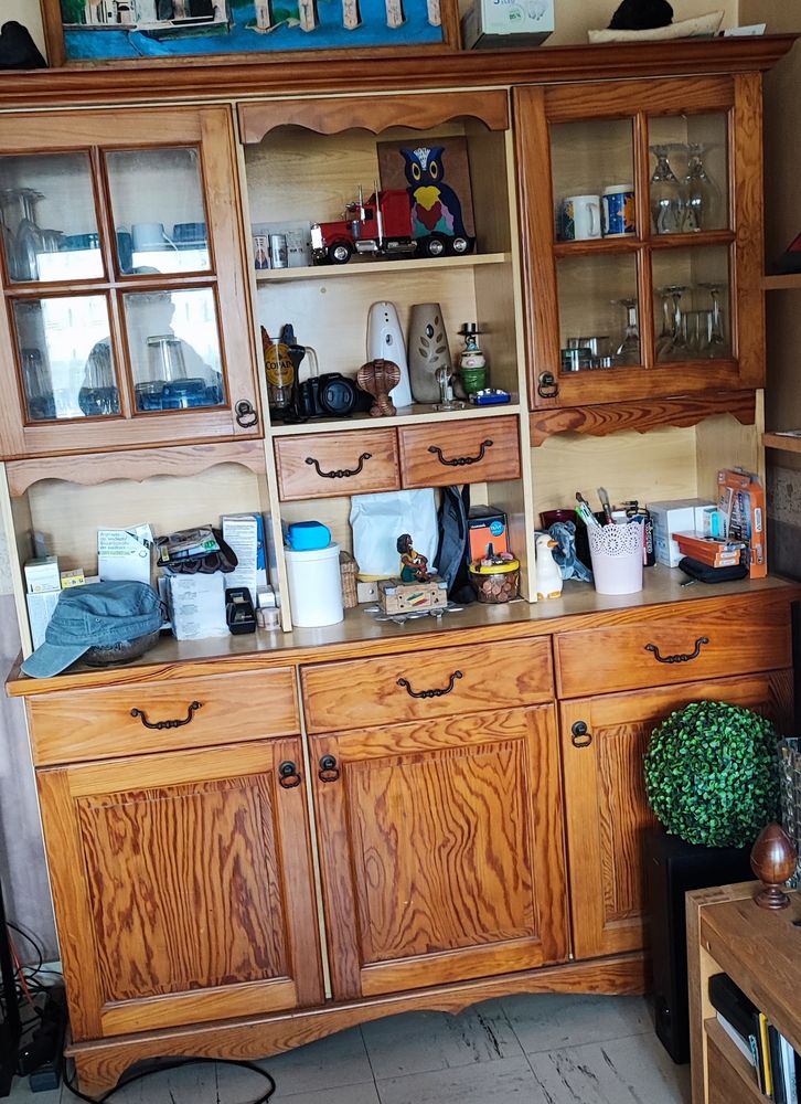 Vaisselier bois massif et plaqu� ch�ne blanc 20 Saint-Ju�ry (81)