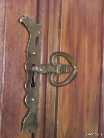 VAISSELIER EN CHENE 500 Condezaygues (47)