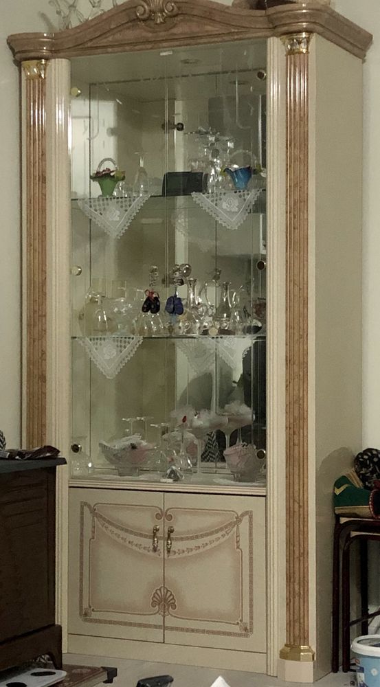 Vaisselier dor�-beige 350 Athis-Mons (91)