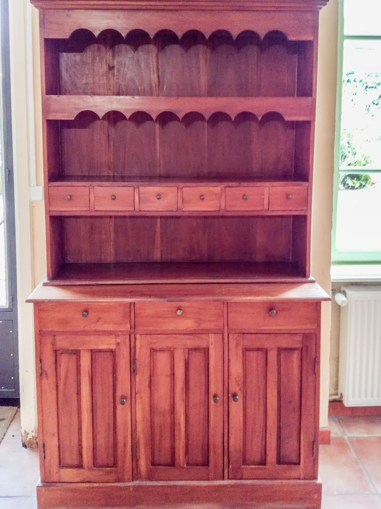 Vaisselier 75 Saint-Pierre-de-Plesguen (35)