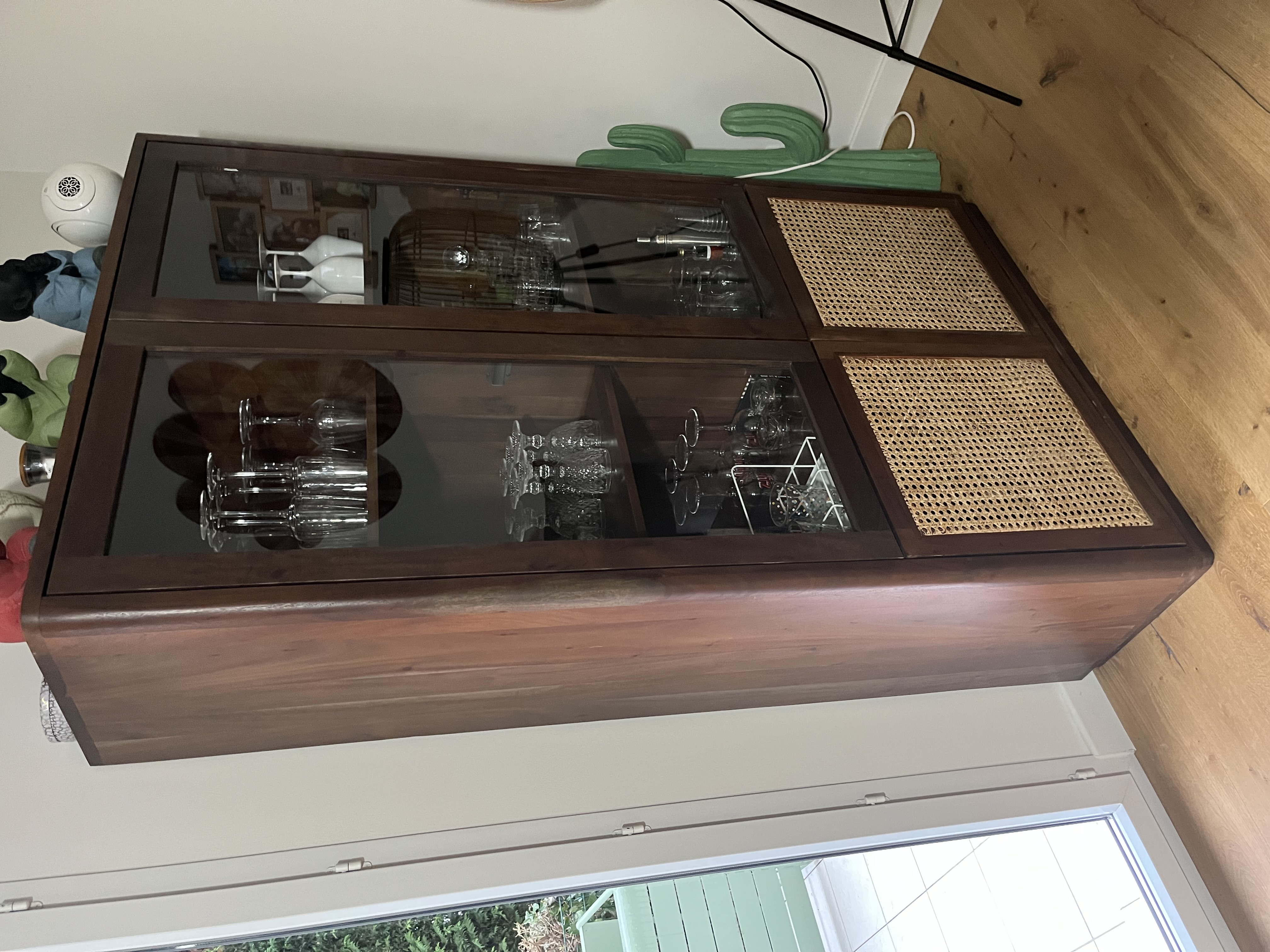 Vaisselier 350 Fr�jus (83)