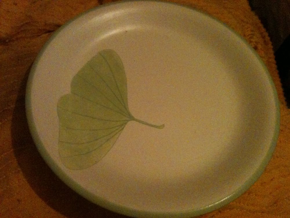 Vaisselle : assiette tasse soucoupe... 50 Bosc-le-Hard (76)