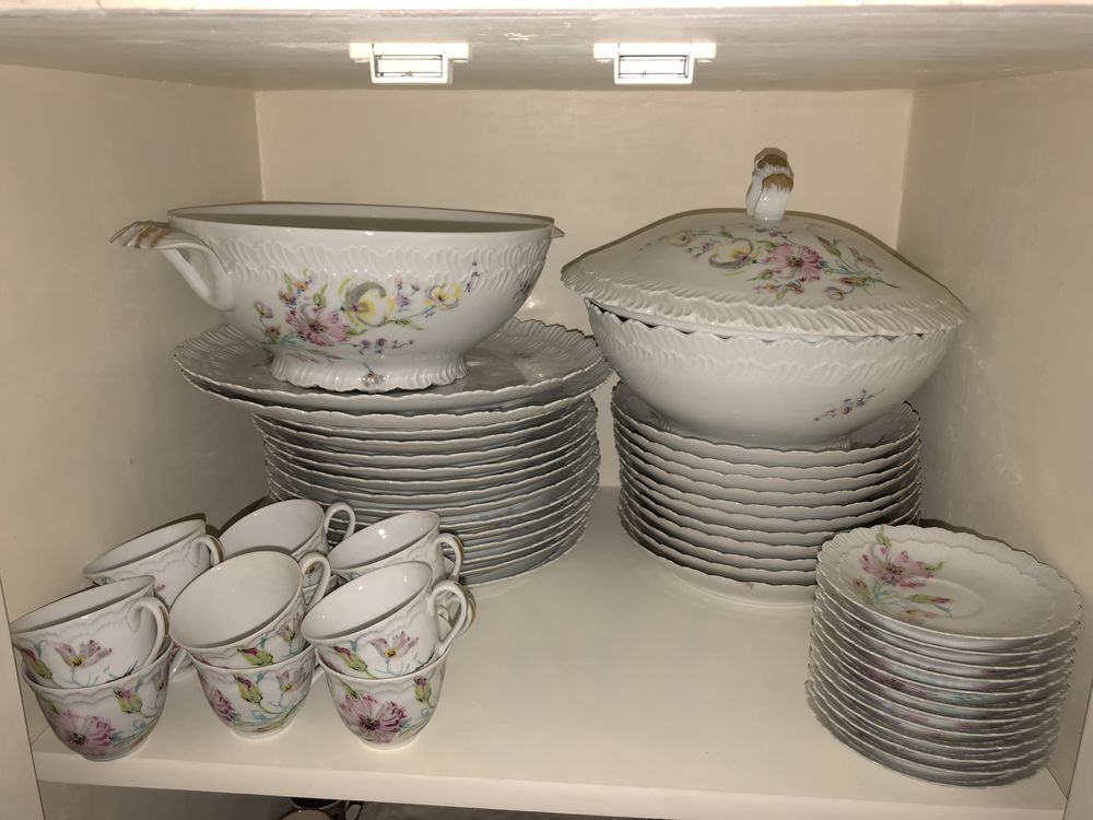 vaisselle en porcelaine 300 Saint-Martin (83)