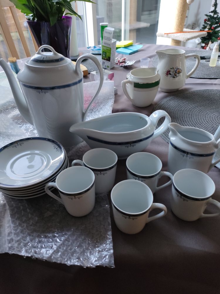 Vaisselle de porcelaine 90 Tarbes (65)