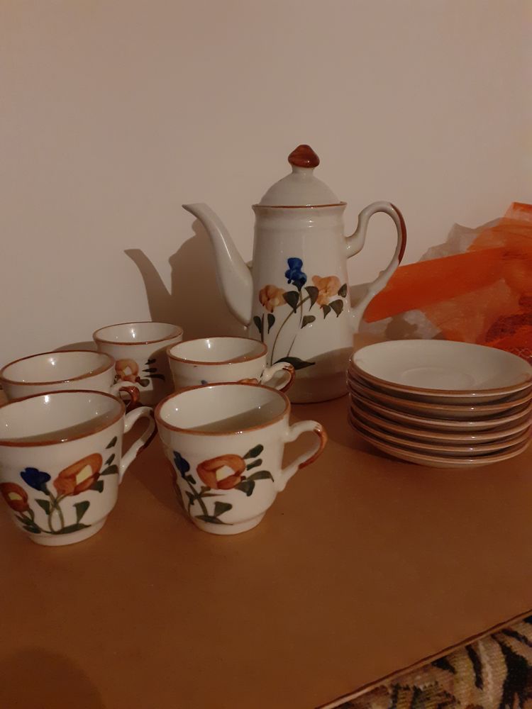 LOT DE VAISSELLE (Service � caf�, Mazagrans, Pots, tasses..) 4 Barbizon (77)