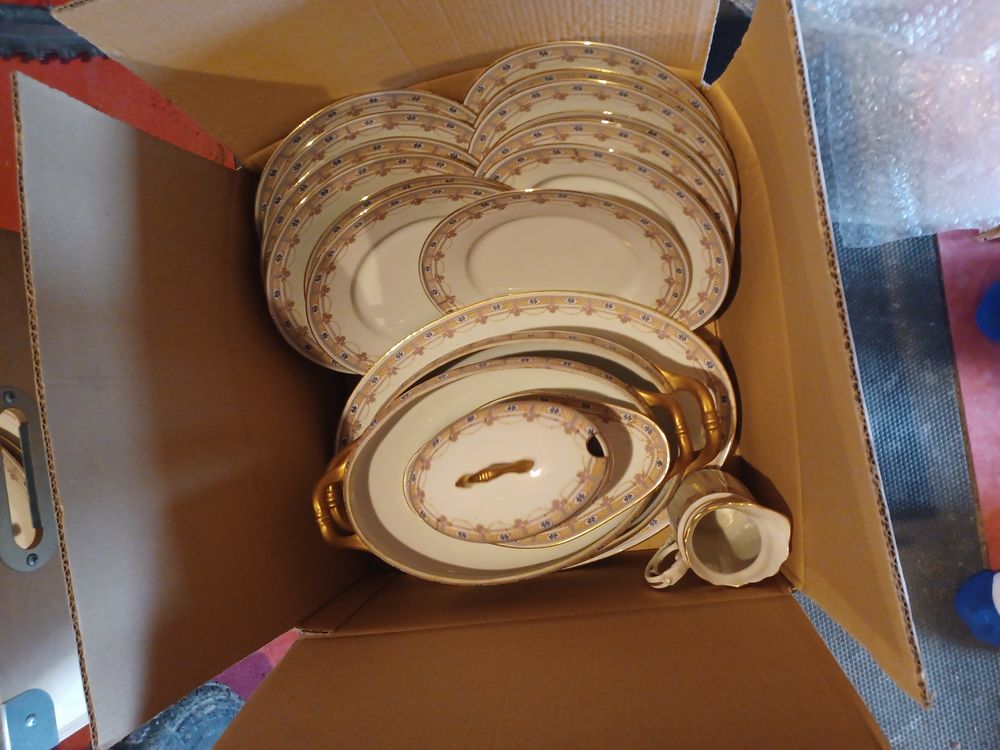 Vaisselle 80 St Hilaire St Florent (49)