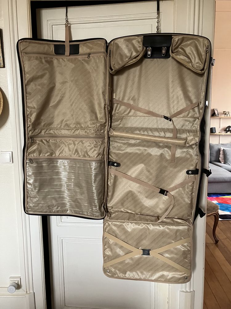 VALISE - HOUSSE POUR COSTUMES 150 Montfort-le-Gesnois (72)