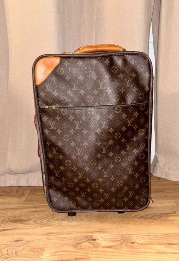 Valise Louis Vuitton 700 Nice (06)