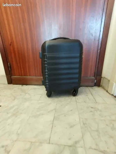Valise trolley neuve format cabine easyJet 29 Toulouse (31)