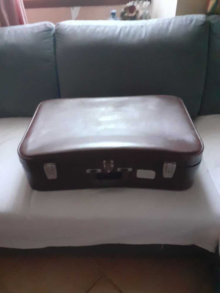 Valise vintage 5 Laize-la-Ville (14)