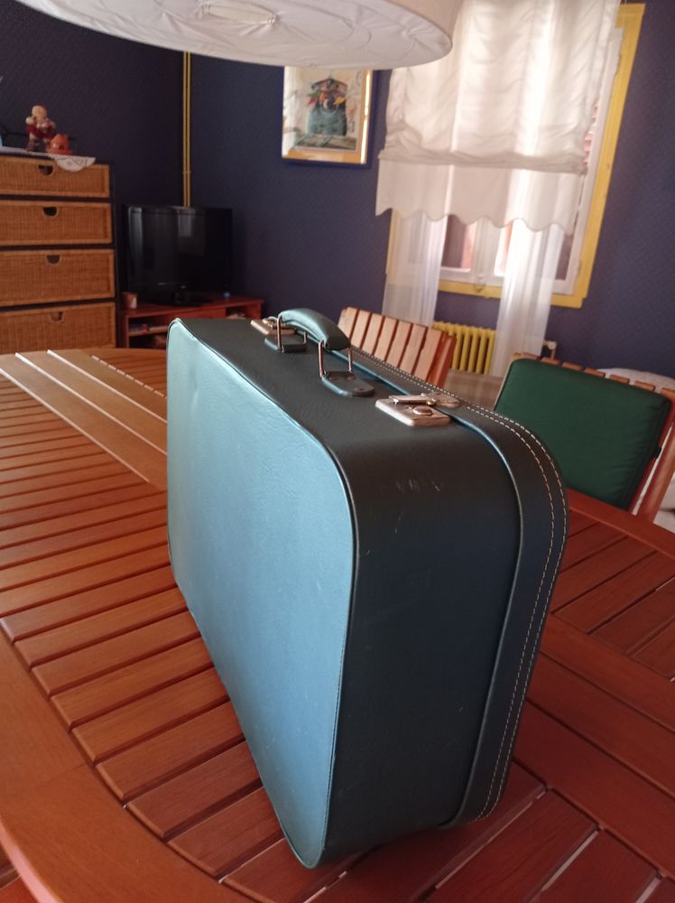 valise 25 Saint-�tienne (42)