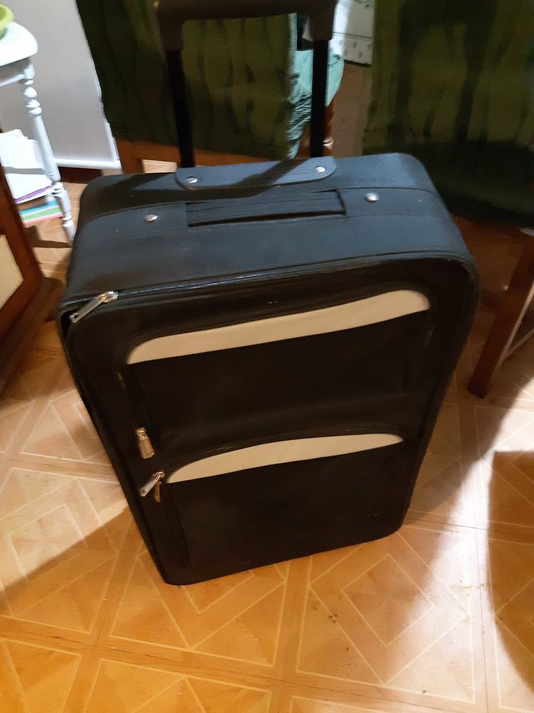valise 40 Noisy-le-Grand (93)