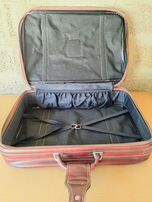 Valise 15 Toulon (83)