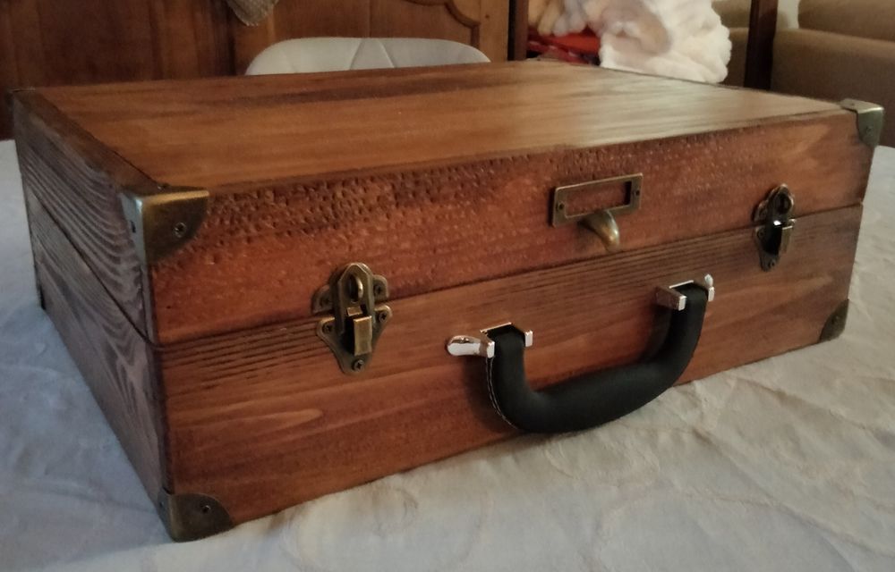 Valisette en bois. 45 Vierzon (18)