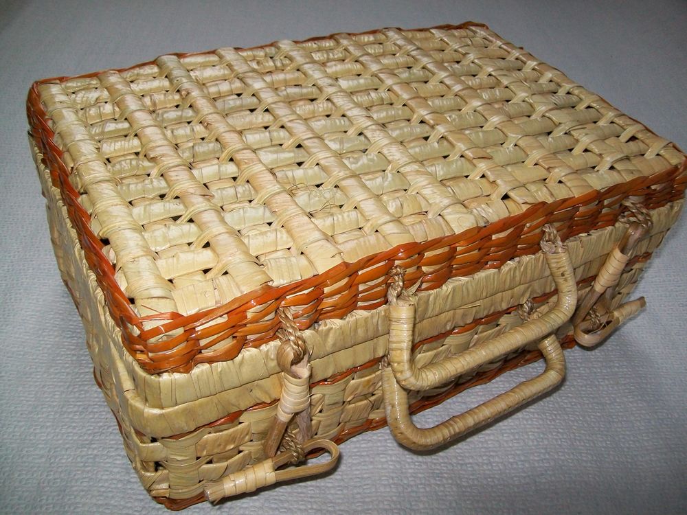 Valisette rectangulaire en osier, neuve 10 Reims (51)