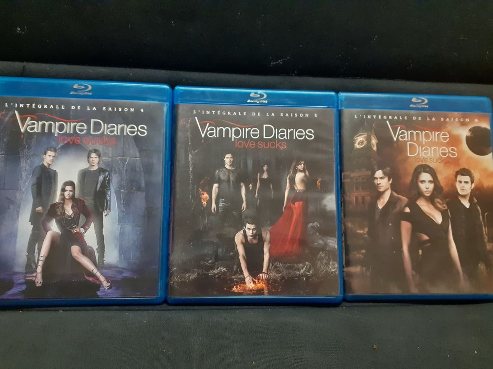 Blu ray vampires diaries l'intégrale  45 Bourges (18)