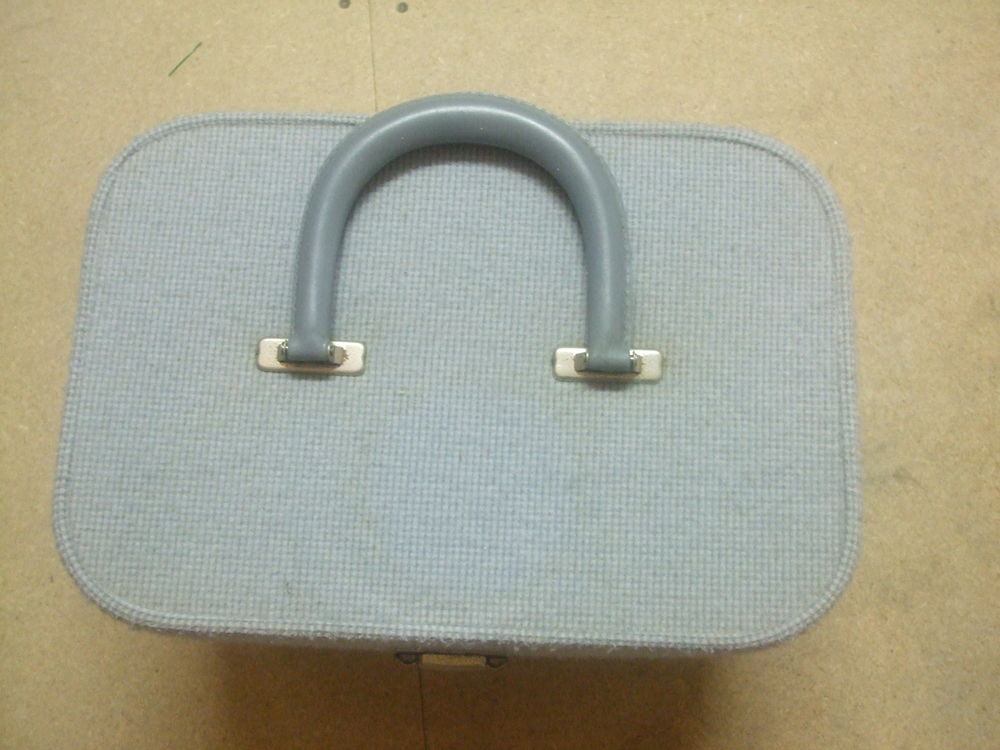 VANITY POUR BEBE 0 Le Vivier-sur-Mer (35)