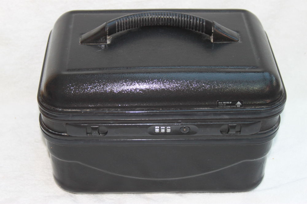 Vanity voyage rigide 20 Montigny-Lencoup (77)