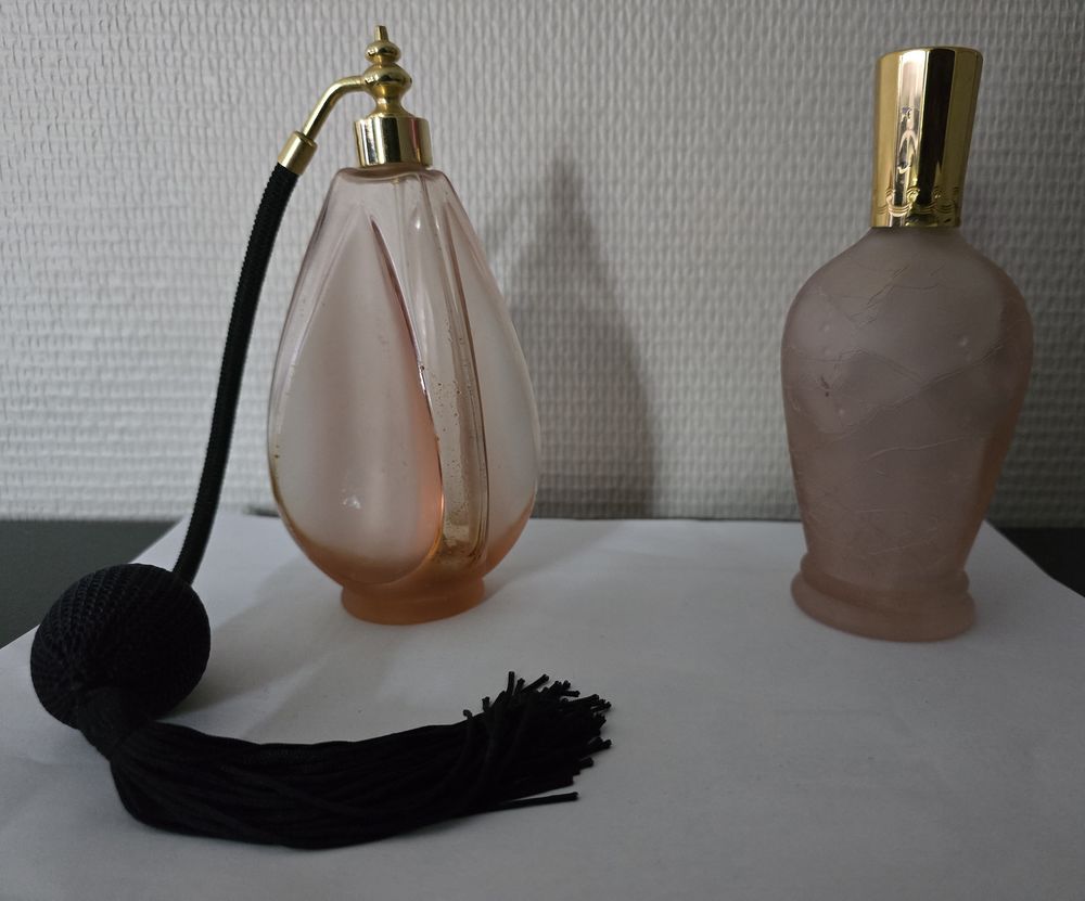 Lot 2 vaporisateurs � parfum 18 N�ux-les-Mines (62)