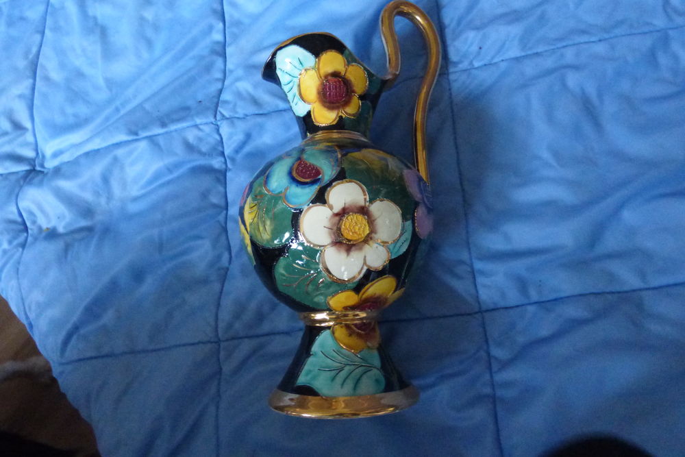 vase achet� par mes parents en 1965 a Vallauris 0 Louviers (27)