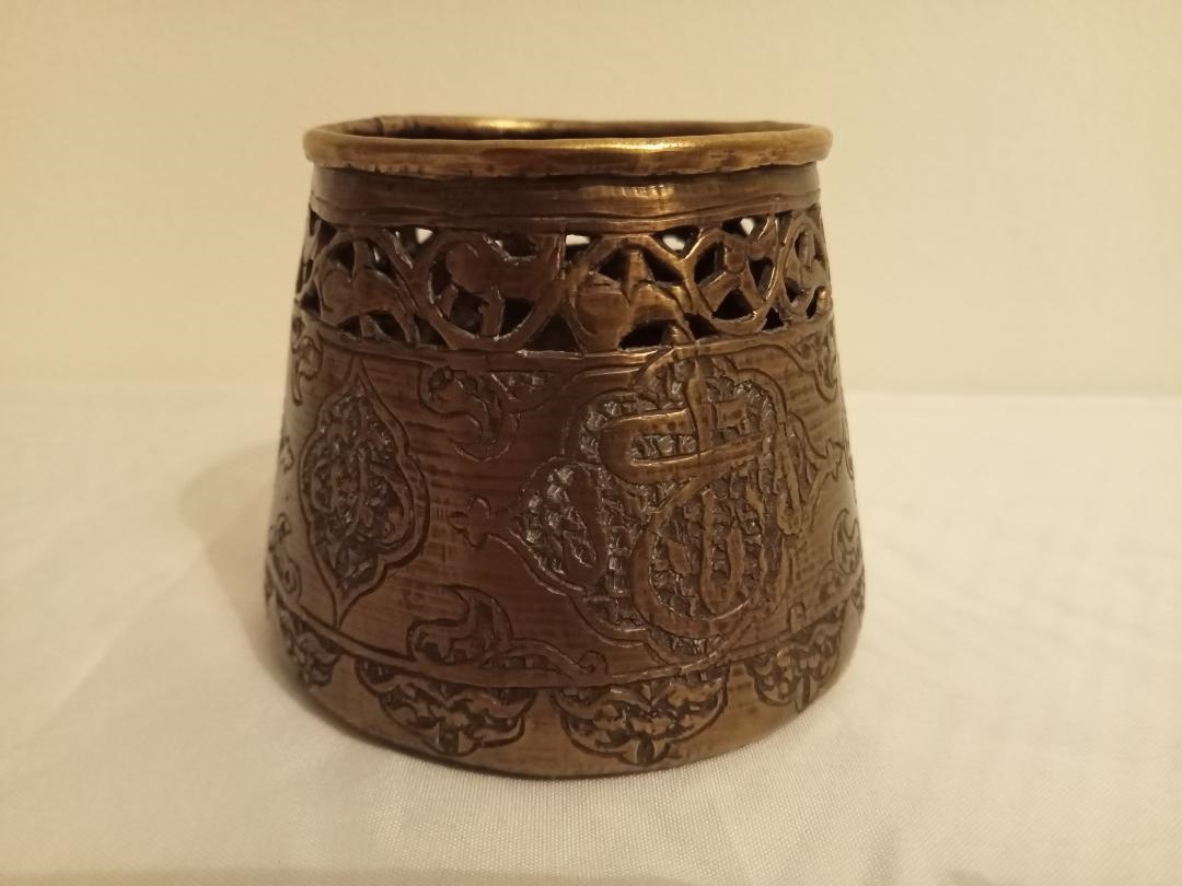 Vase ancien en laiton, mod�le arabe (syrien) 35 Aix-en-Provence (13)