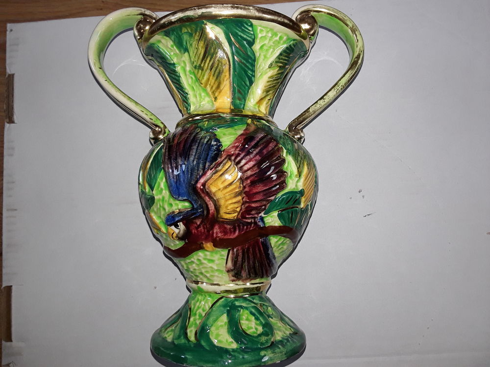 Vase avec un oiseau de Vallauris décor miam numéro 525 0 Gometz-la-Ville (91)