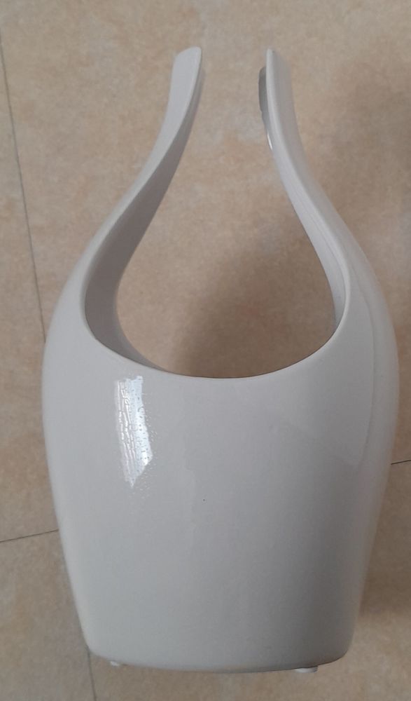 Vase blanc 1 Vienne (38)