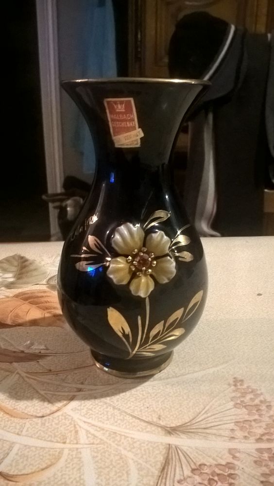 Vase bleu cobalt art-d�co. 12 Flers-en-Escrebieux (59)