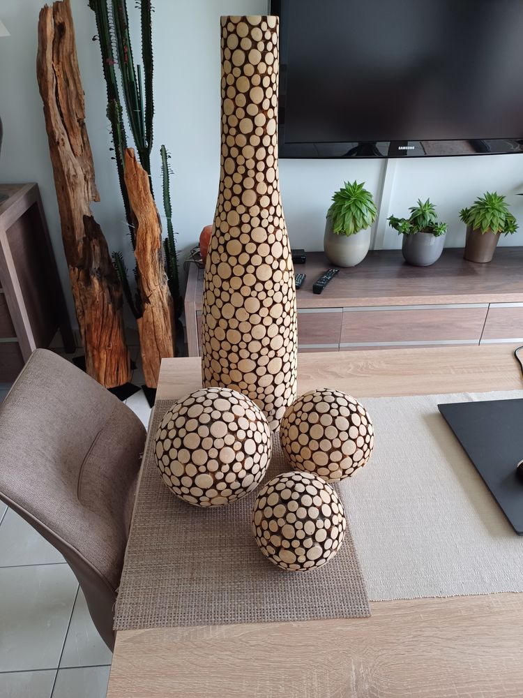 VASE ET BOULES EN BOIS DE LIEGE 35 Merlimont (62)