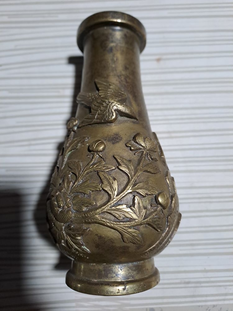 vase bronze 150 Montceaux-l�s-Provins (77)
