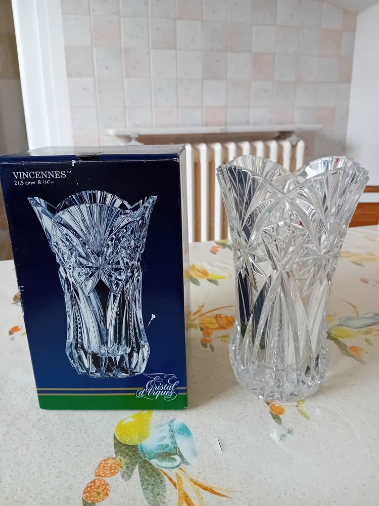 vase en cristal d'arques (lourd) 50 Vigneux-sur-Seine (91)