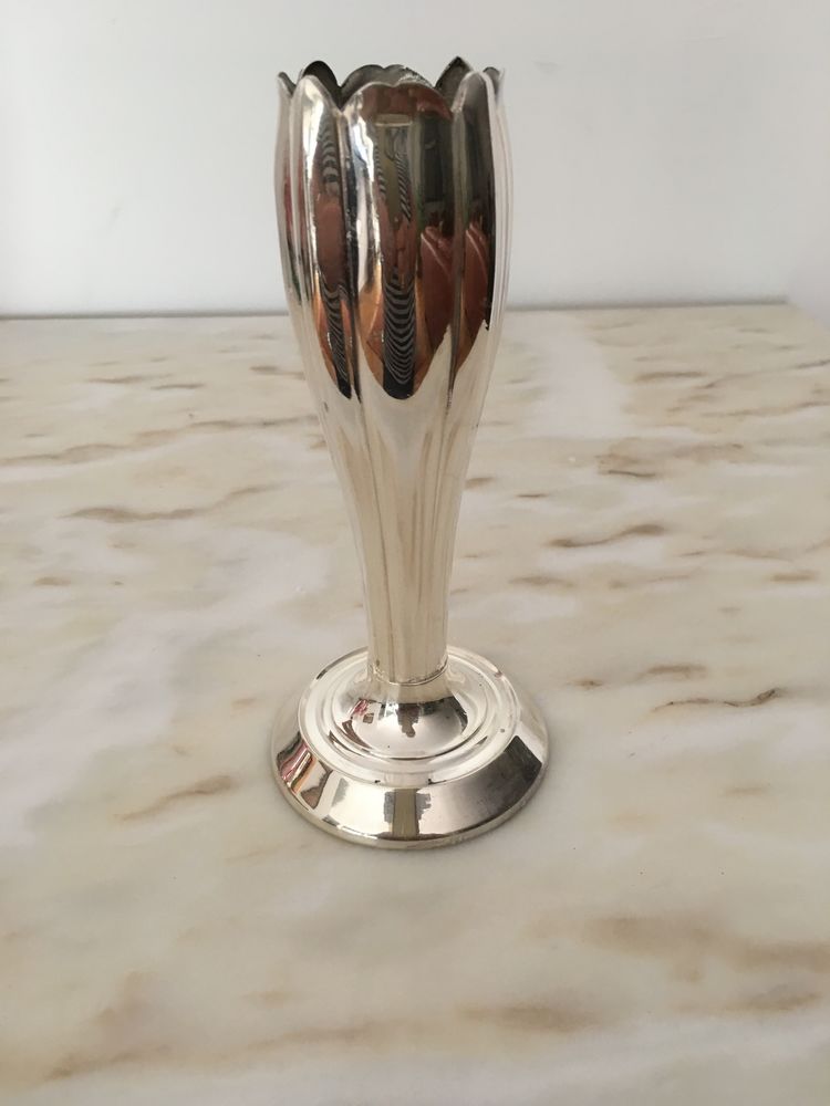 Vase Art Deco en m�tal argent� wiskeman 50 Marseille 8 (13)