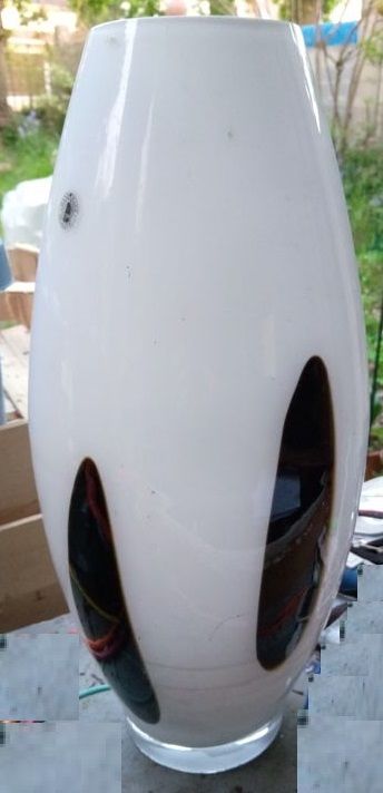 Vase � galets noirs en verre blanc Ikea 30 Beauchamp (95)