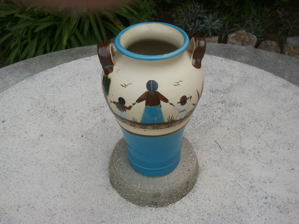 VASE  MEXiCAIN 8 Saint-Rapha�l (83)