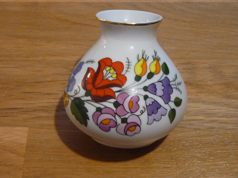 Vase motif fleuri 4 Clermont-l'H�rault (34)