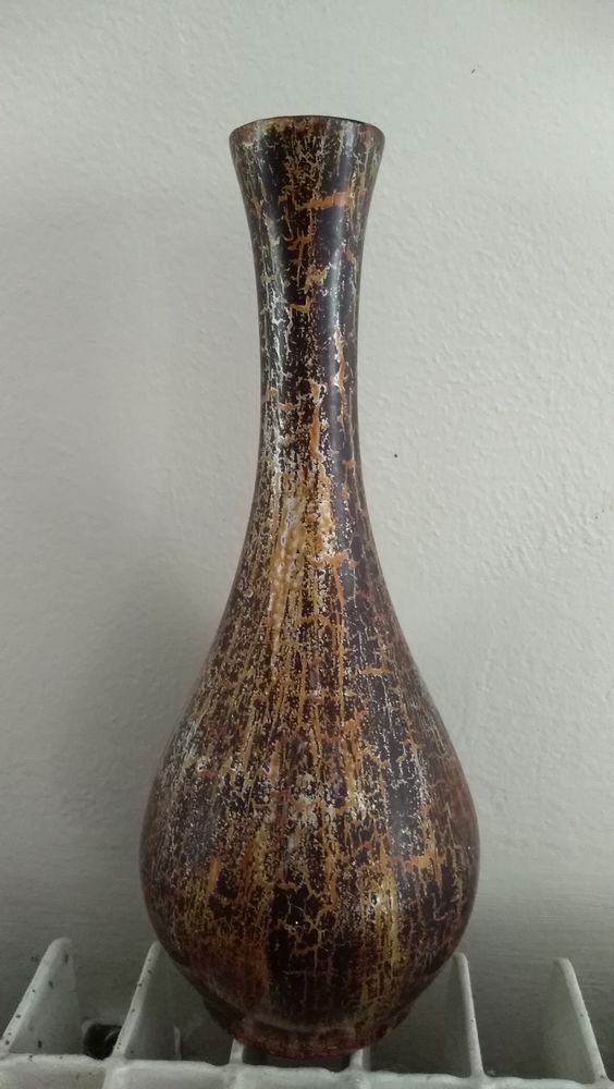 Vase soliflore peint signé 5 Roquefort-les-Pins (06)