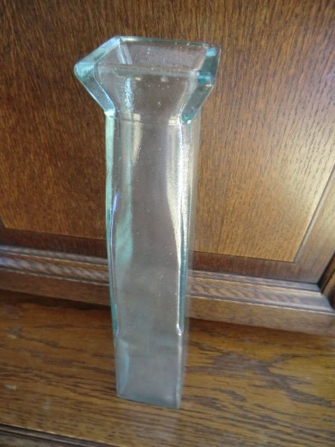 Vase soliflore en verre
2 Boos (76)