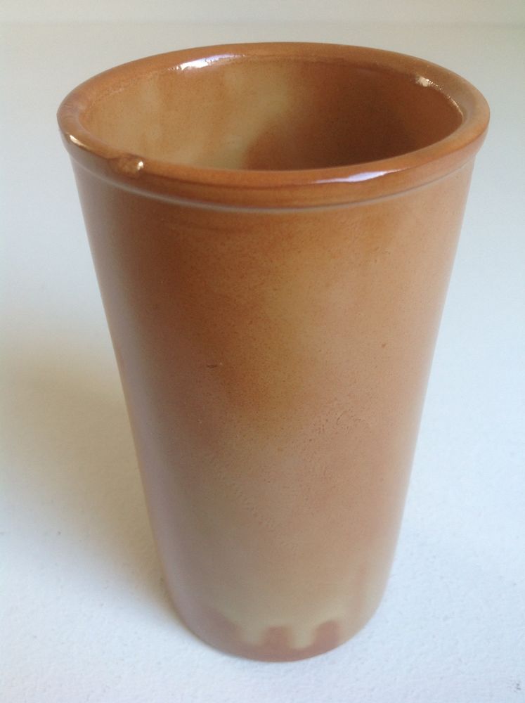 VASE EN TERRE CUITE MARRON Envoi Possible
2 Tr�gunc (29)