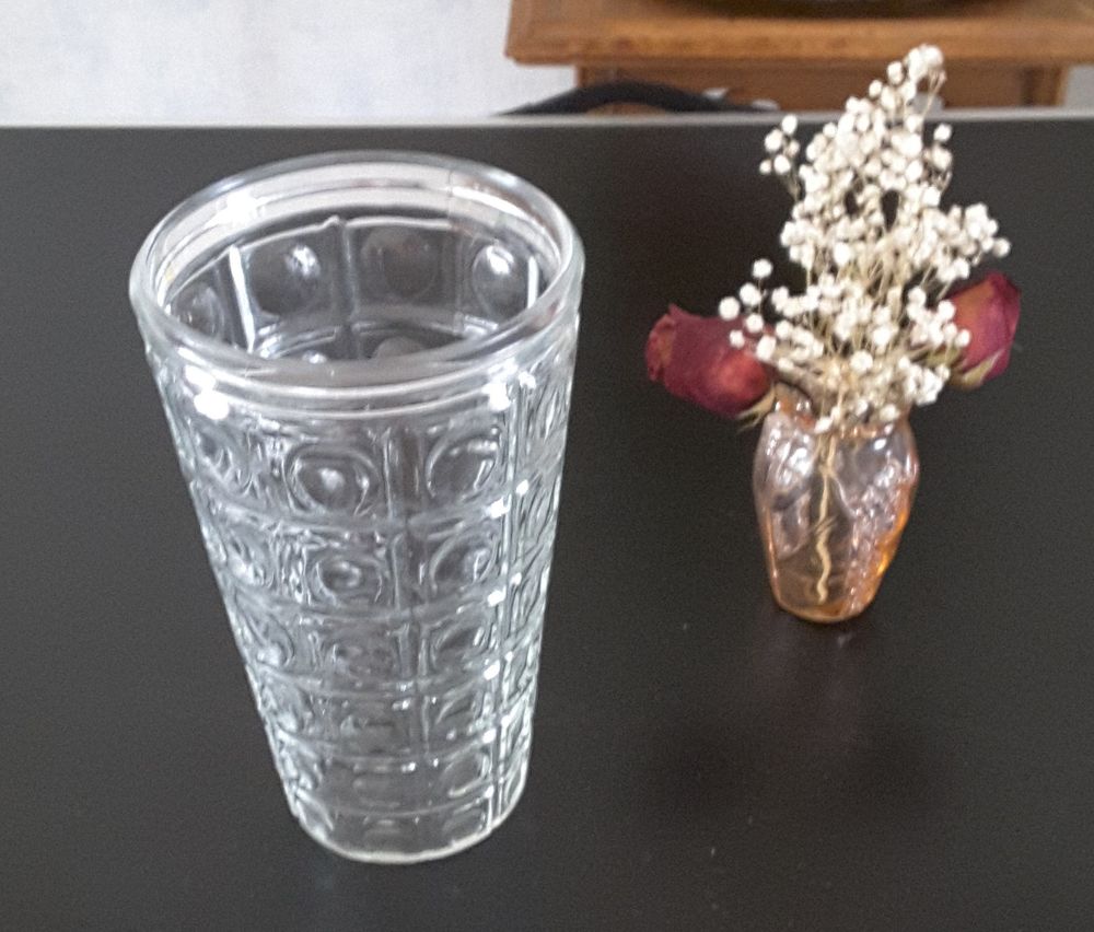 Vase transparent en verre moul� - Vintage 10 Limoges (87)