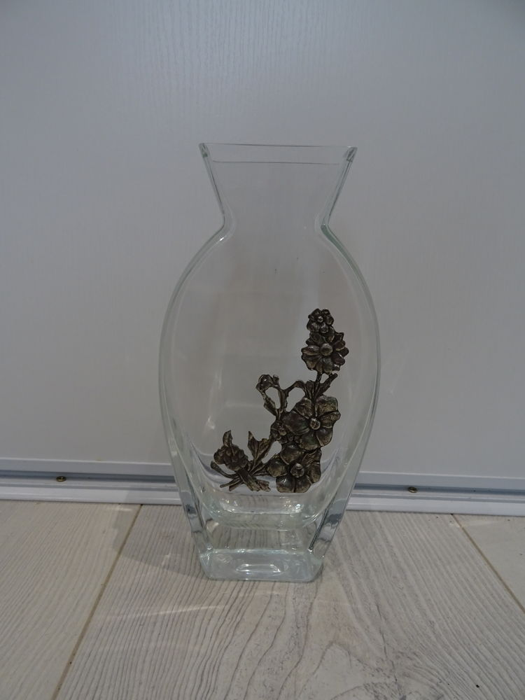 Vase en verre et �tain 10 Uxegney (88)