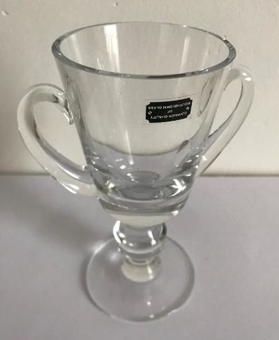 Vase en verre souffl� � la bouche avec anses - H15,5cm - n�1 9 Dinan (22)