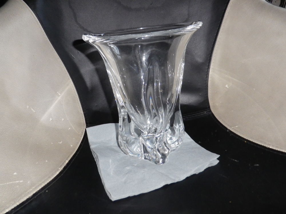 Vase vintage en cristal fran�ais filigrane Art Vannes France 50 Fontenay-le-Fleury (78)