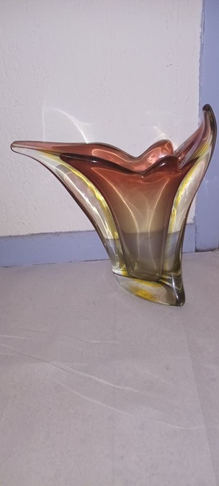 vase vintage en verre forme très atypique 25 Six-Fours-les-Plages (83)