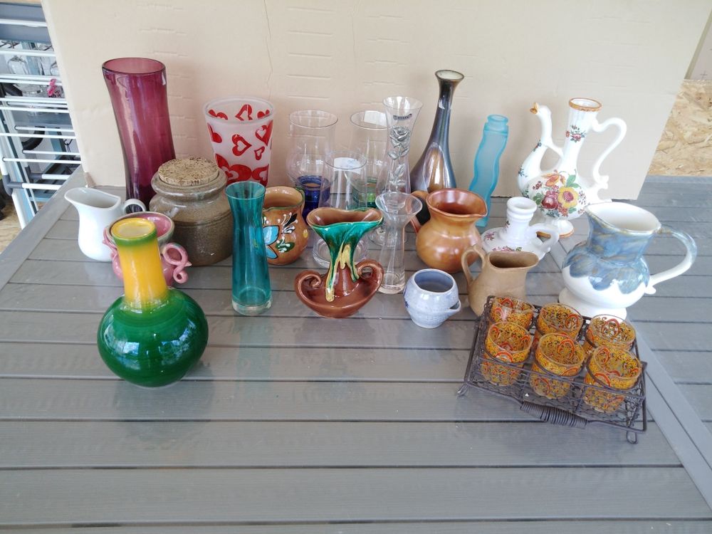 Vases pichets pots 10 La Jubaudi�re (49)