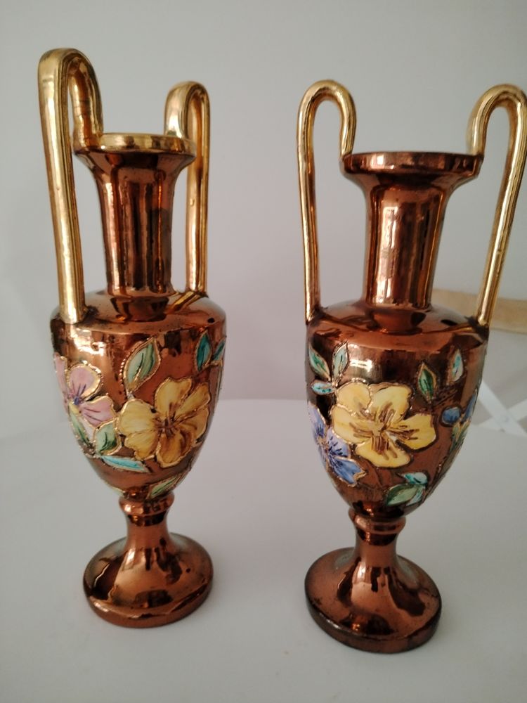 Vases.    Vallauris Gaziello 350 Cannes La Bocca (06)