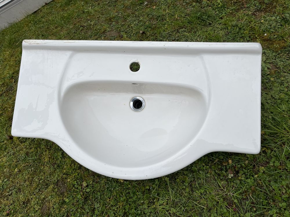 Vasque lavabo en c�ramique 35 Vinzelles (71)