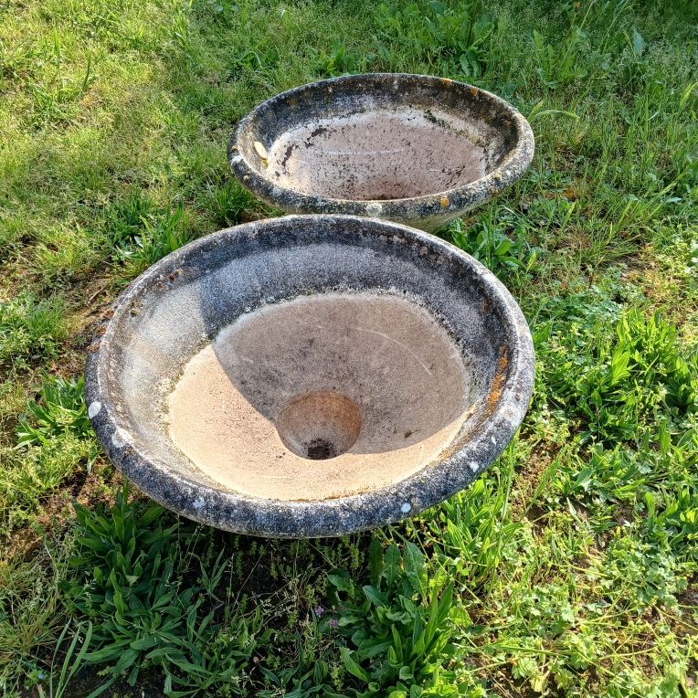 2 vasques de jardin TN7 100 Vendeuvre-du-Poitou (86)