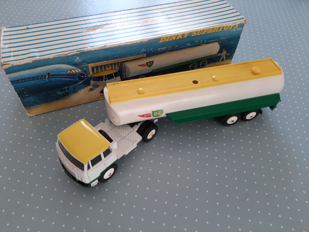 V�hicule miniature Dinky supertoys 0 Istres (13)