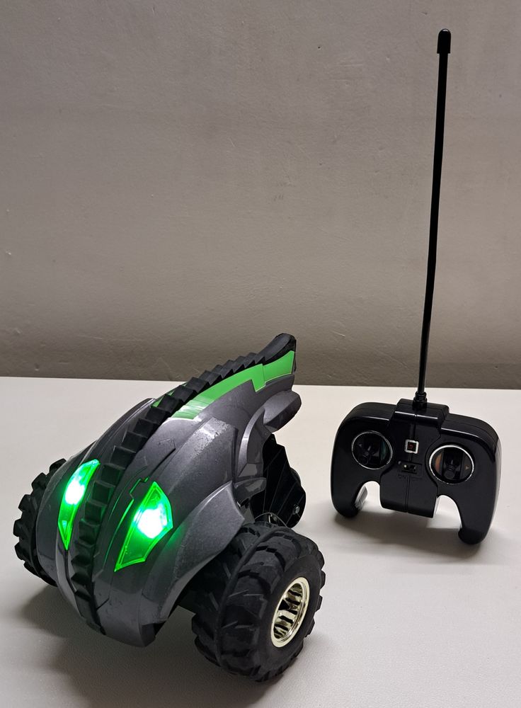 V�hicule radiocommand� Scorpio 20 Marignane (13)