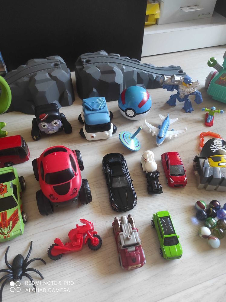 lot v�hicules/ figurines 8 Elliant (29)